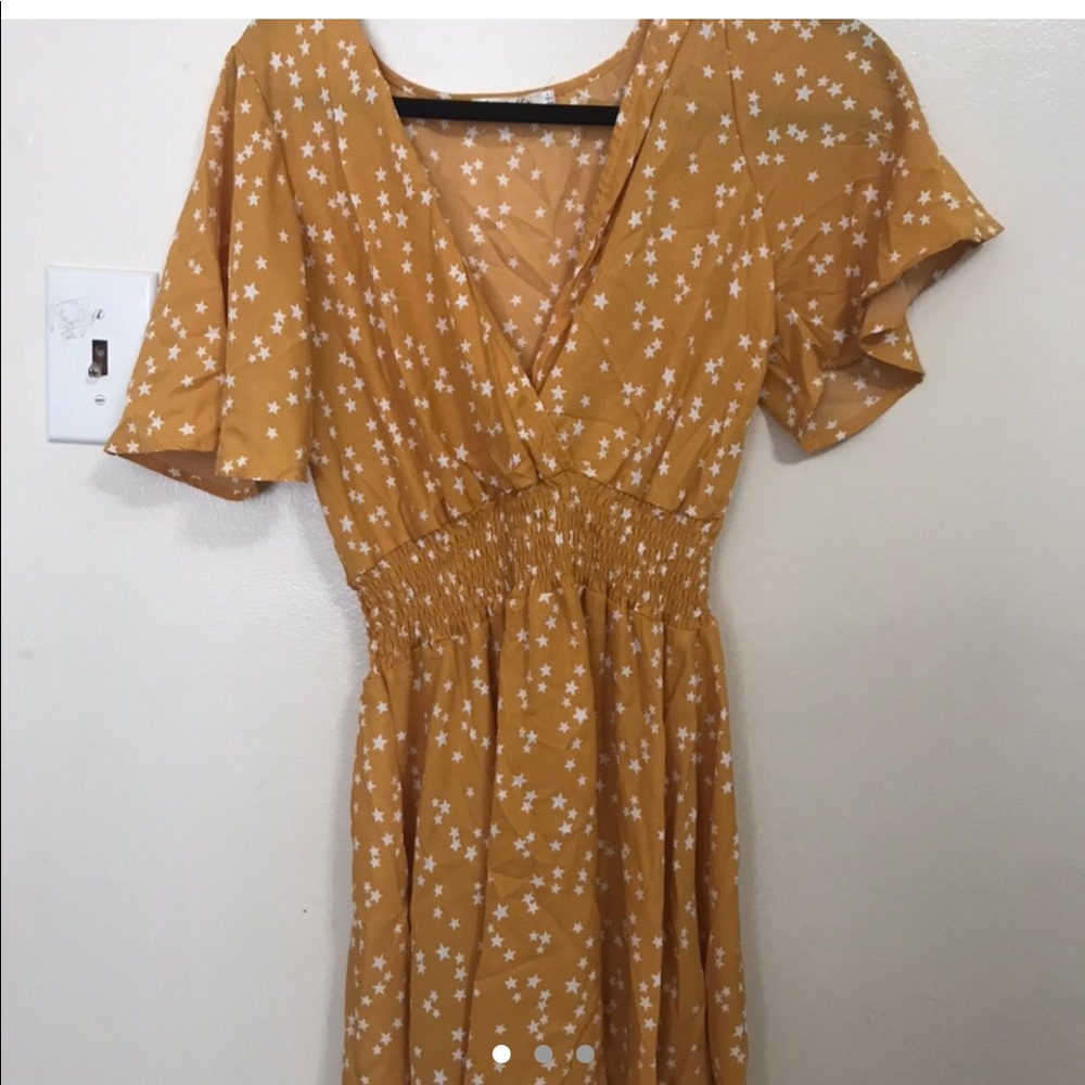 SOLD Flowy dress